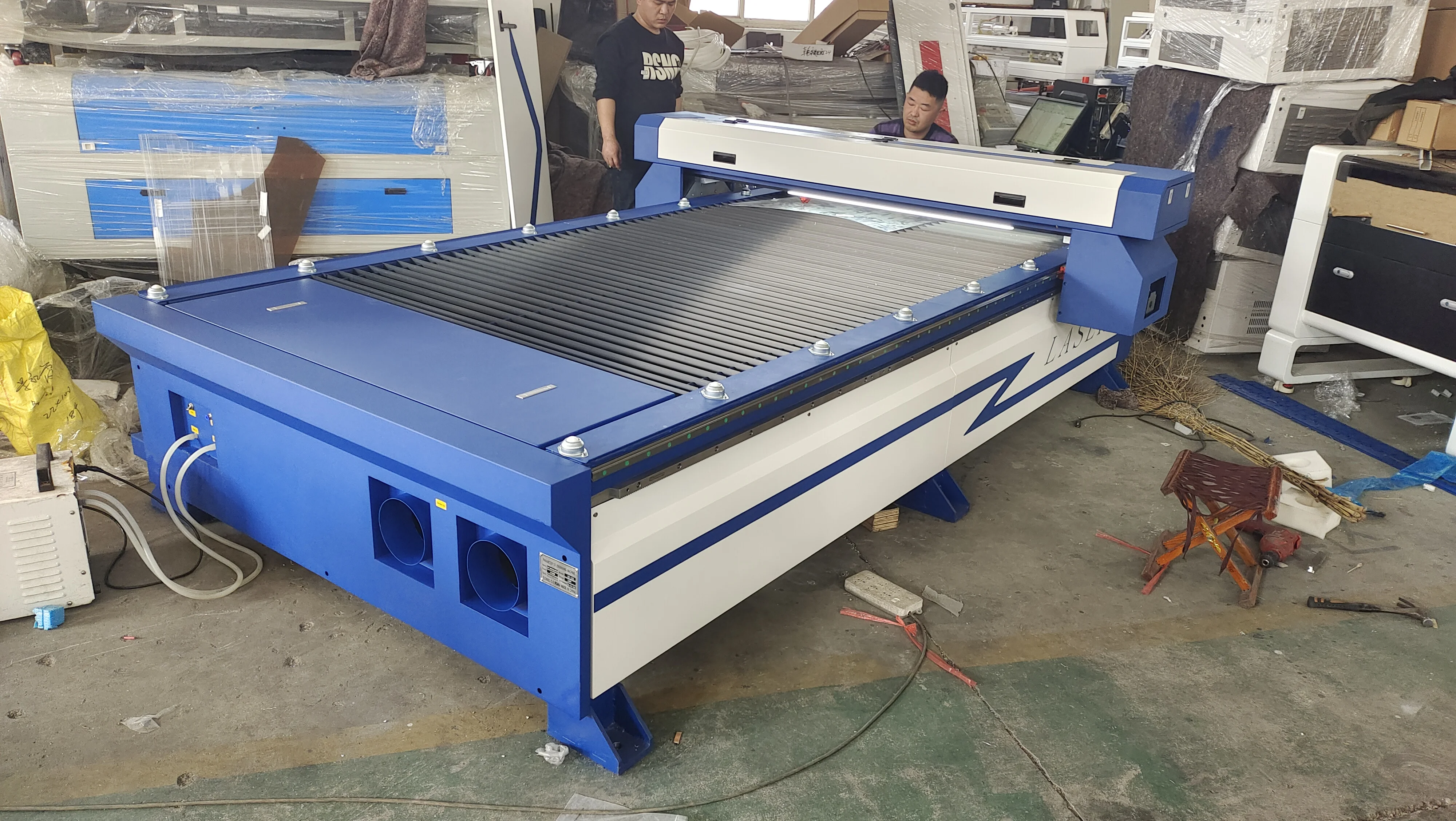 A For Large-Scale Acrylic Lase - Industrial Grade Laser Cutter avis et prix
