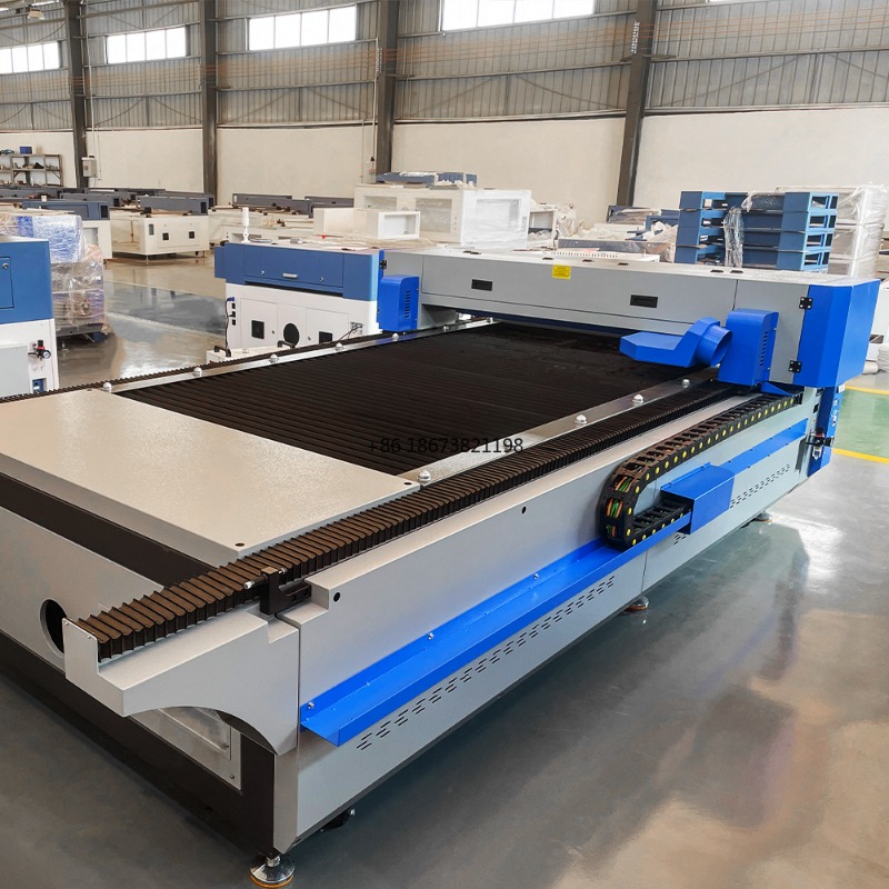 Automatic CNC CO2 Cutting Engr - Acrylic Cutting Machine avis et prix