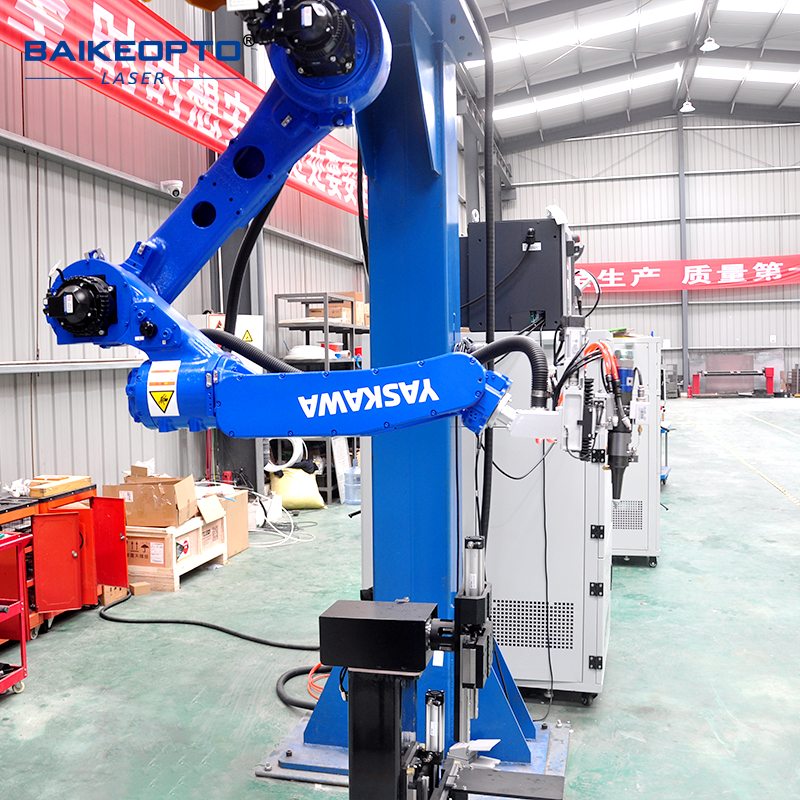 BK-RC2000T 3000w robot arm las - Industrial Laser Cutters avis et prix