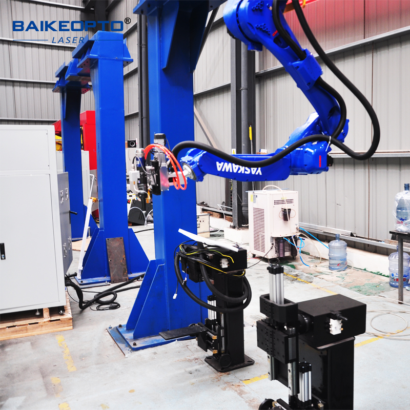 BK-RC2000T 3000w robot arm las - Industrial Laser Cutters avis et prix